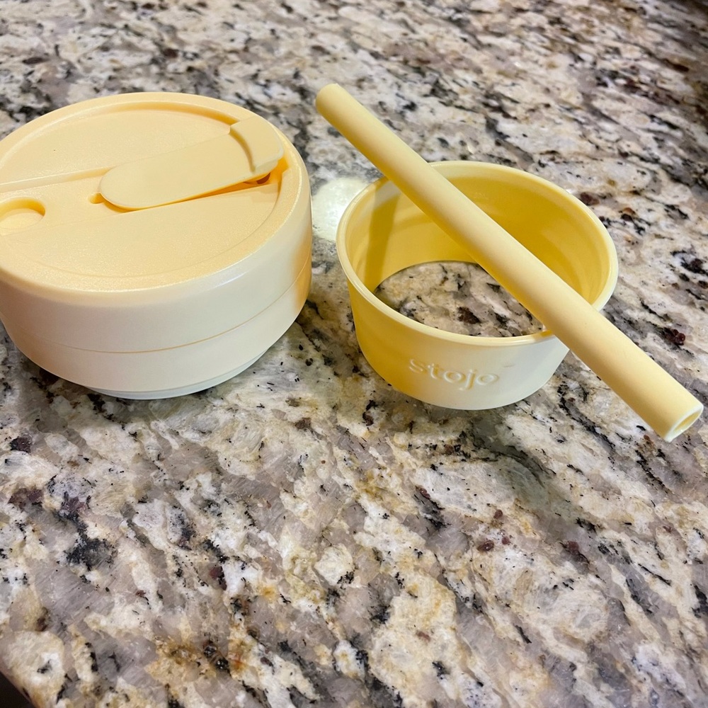 Stojo collapsible cup